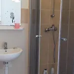 艺术旅舍 *