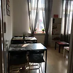 艺术旅舍 旅馆 *