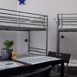 旅馆 艺术旅舍 *