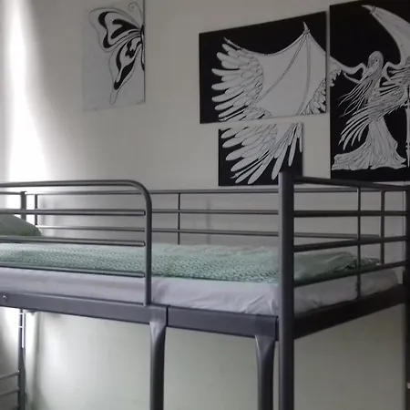 Vandrerhjem Art *
