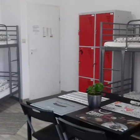 Art Hostel *
