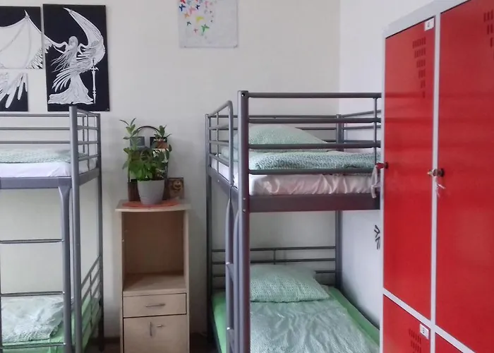 アート ホステル