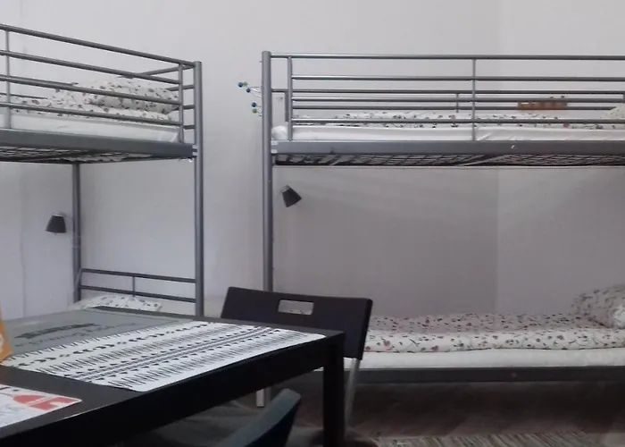 アート ホステル